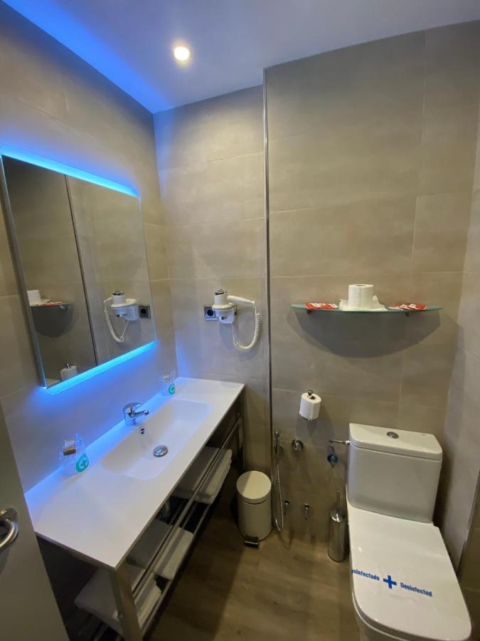 Hotel Escuela Madrid Exteriör bild