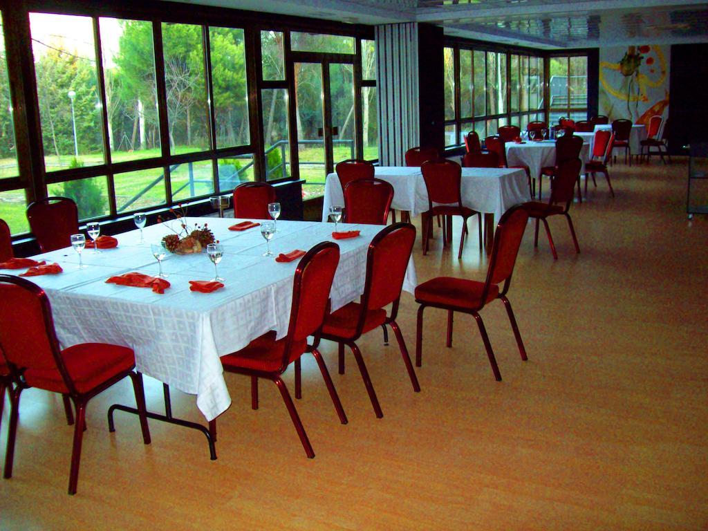 Hotel Escuela Madrid Exteriör bild