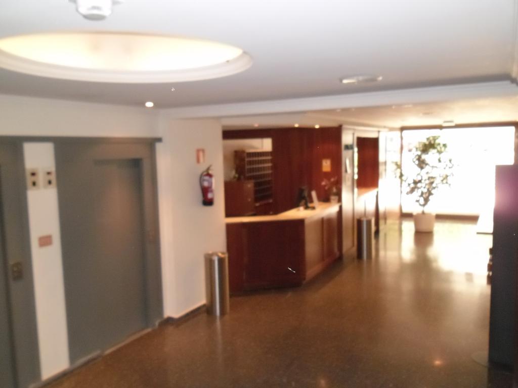 Hotel Escuela Madrid Exteriör bild