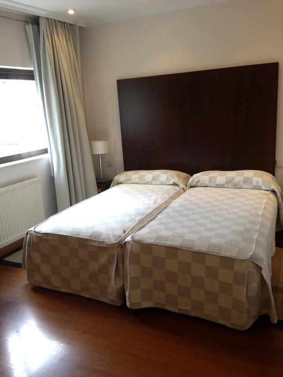 Hotel Escuela Madrid Rum bild