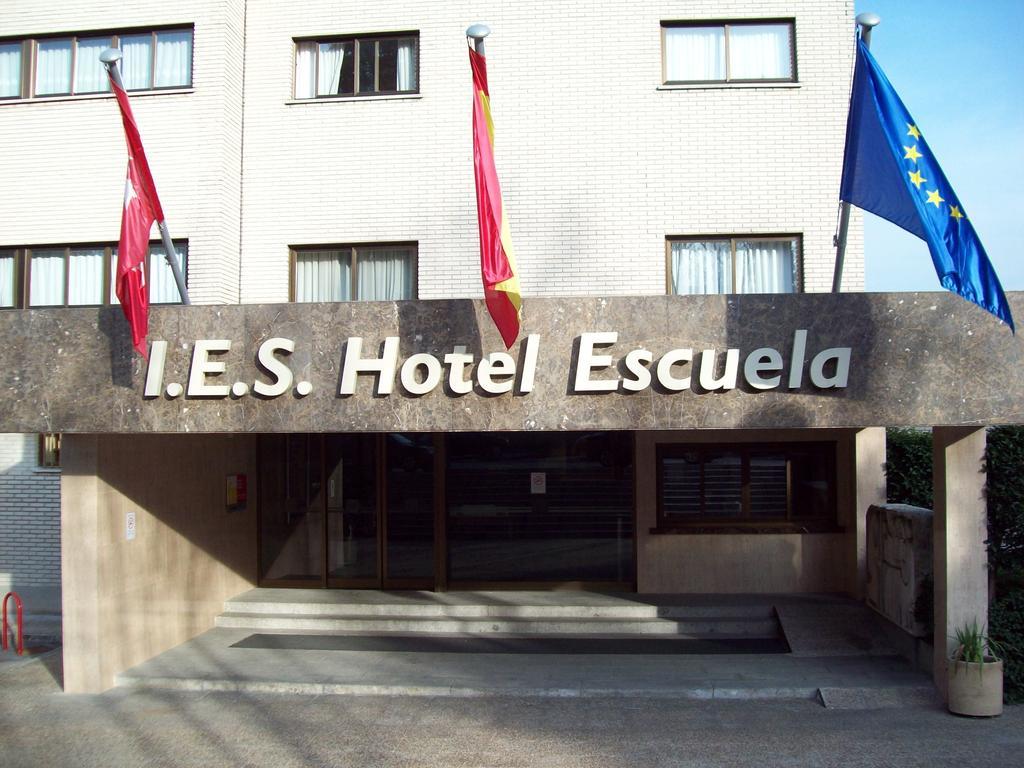 Hotel Escuela Madrid Exteriör bild