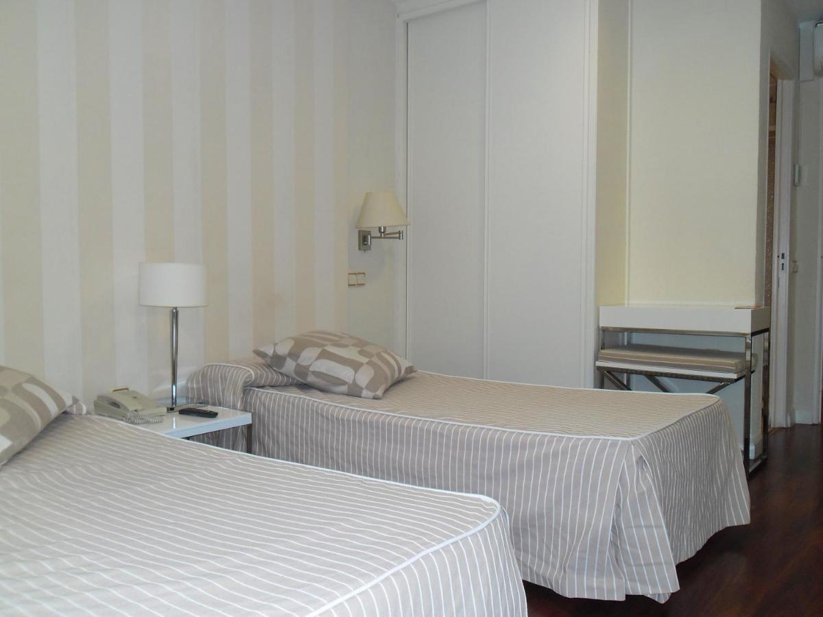 Hotel Escuela Madrid Exteriör bild